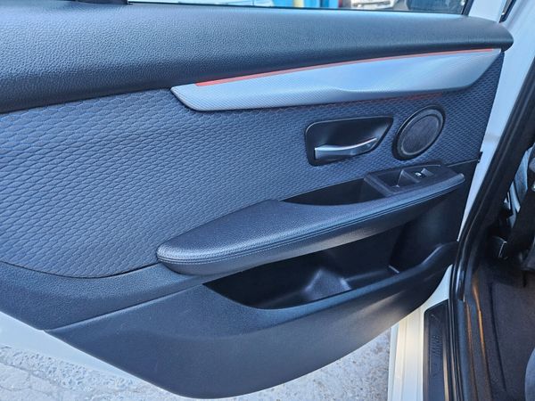 2016 BMW 2-Series Grant Tourer /7 Sater M Sports A 353821353