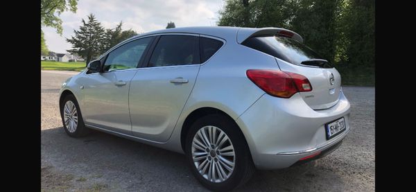 Opel Astra 2015 353838936