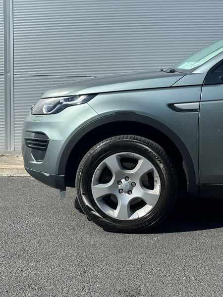 Discovery Sport *7 Seater *Glassroof 353839640