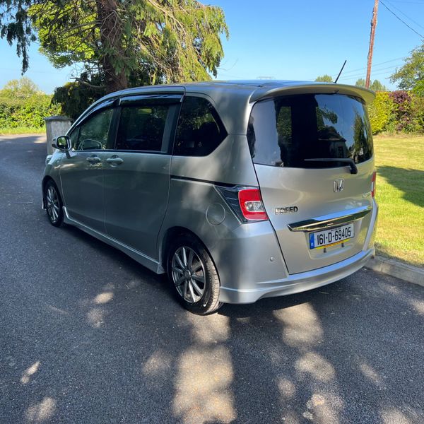Honda Freed 2016 /1.5 Hybrid 7Seater 353859075