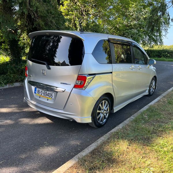 Honda Freed 2016 /1.5 Hybrid 7Seater 353859092