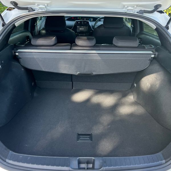 Toyota Prius 2021/ Dec Month 353867020