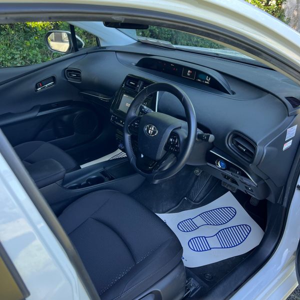 Toyota Prius 2021/ Dec Month 353867031