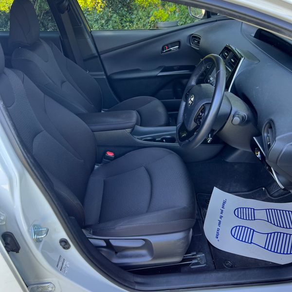 Toyota Prius 2021/ Dec Month 353867062