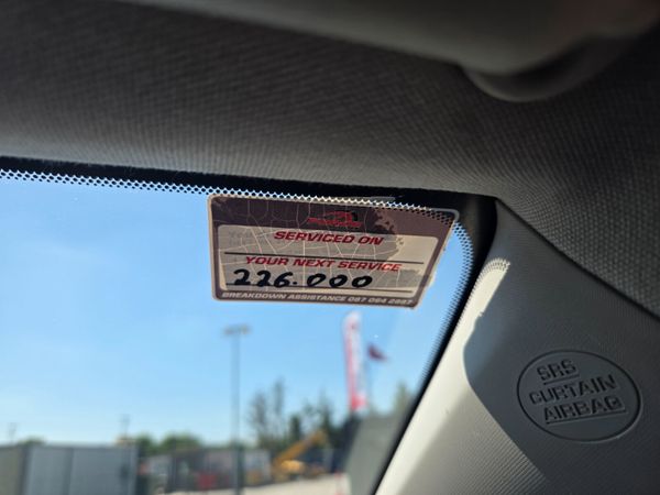 Toyota Corolla 2016 353861384