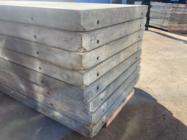 3.0mts x 1.25mts MEVA SHUTTERING PANS.......6554. 353899102