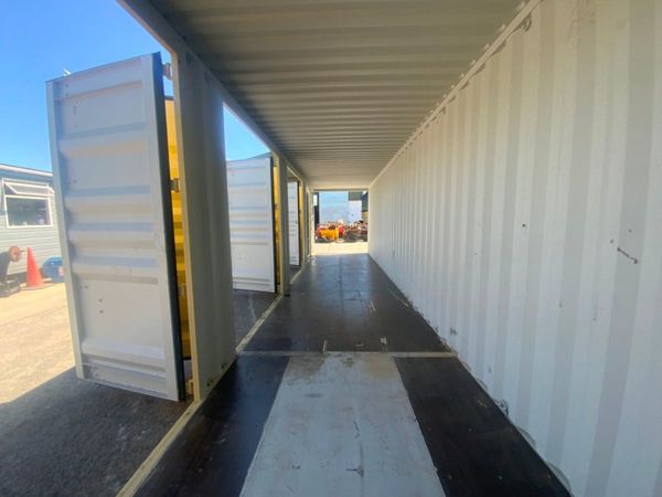 40ft HI CUBE SIDE DOOR SHIPPING CONTAINER...392. 353927580