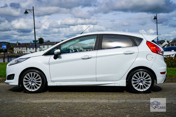 Fiesta Automatic 353944839