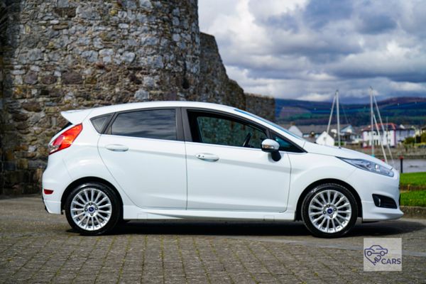 Fiesta Automatic 353944848