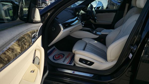 BMW 5-Series 2017 G30 AA APPROVED 353974242