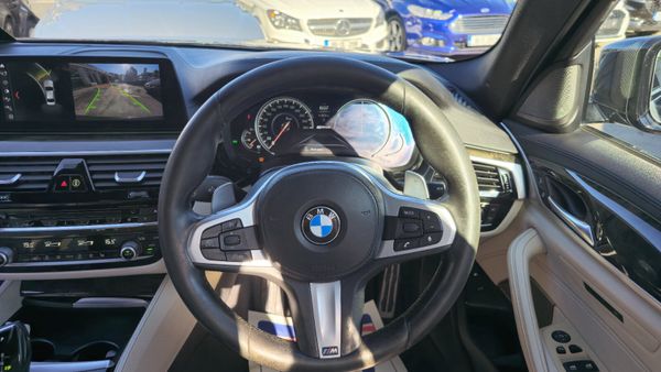 BMW 5-Series 2017 G30 AA APPROVED 353974291