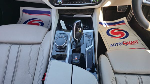 BMW 5-Series 2017 G30 AA APPROVED 353974292