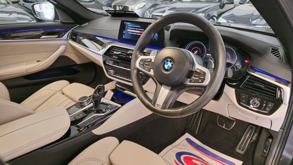 BMW 5-Series 2017 G30 AA APPROVED 353974314