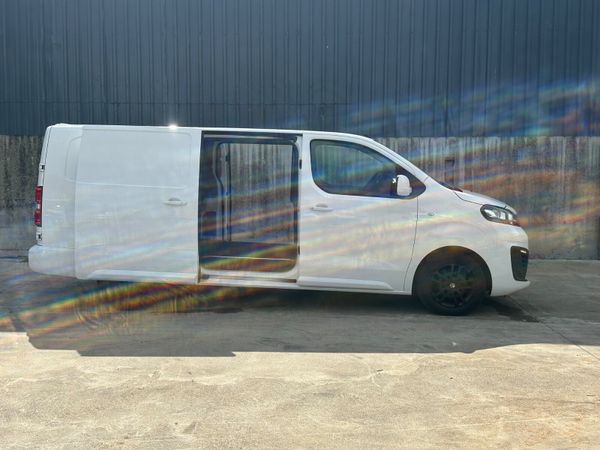 Vauxhall Vivaro 2.0 364015246