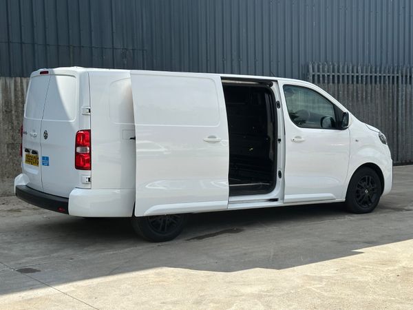 Vauxhall Vivaro 2.0 364015243