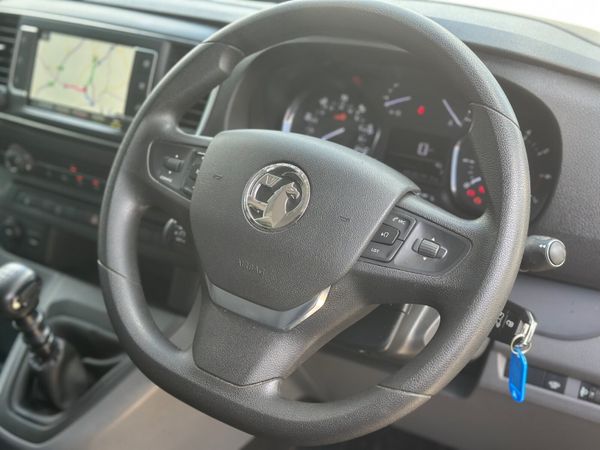 Vauxhall Vivaro 2.0 364015251