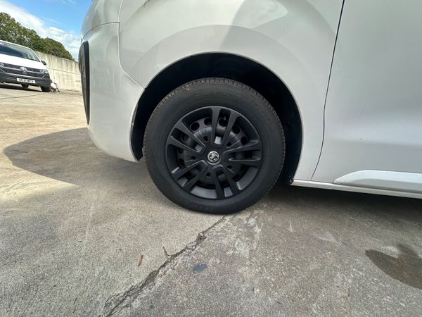 Vauxhall Vivaro 2.0 364015266