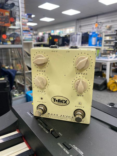 (美品) T-REX ティーレックス / BASS JUICE → T-REX EFFECTS ← Pedals for guitar and bass players!