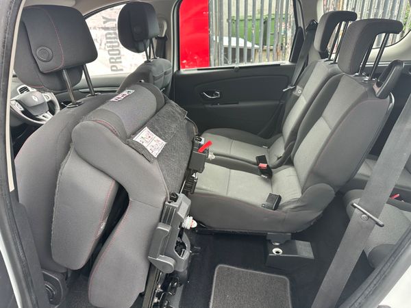 Renault Grand Scenic 1.5DCI LOW KMS 7 SEATER 364031629