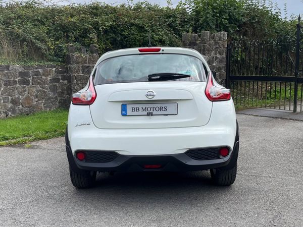 Nissan Juke 1.6 XE 364048708