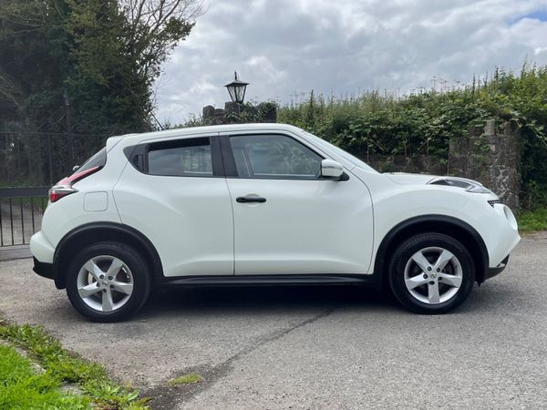 Nissan Juke 1.6 XE 364048731