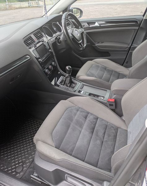 Volkswagen Golf  Edition-R ,2.0L TDI 5DR 150HP 364067380