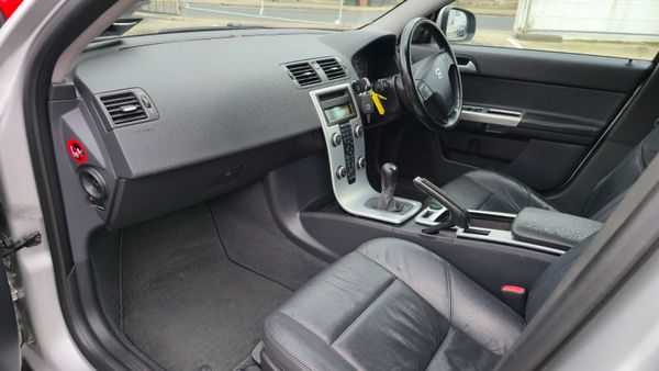 Volvo V50 2010 AA APPROVED 364147502
