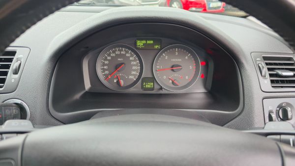 Volvo V50 2010 AA APPROVED 364147513