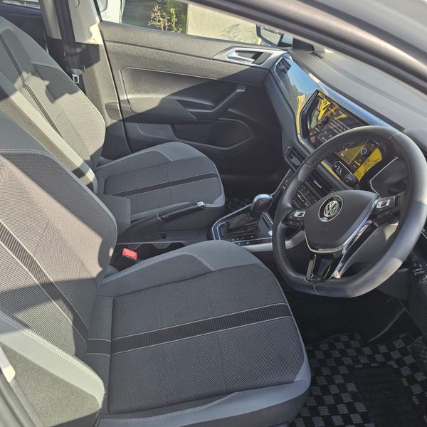 VW POLO 364200118