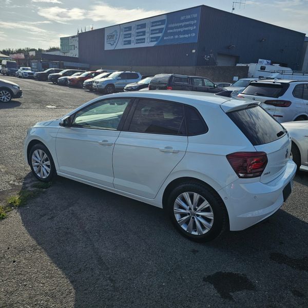 VW POLO 364200120