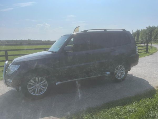 171 Mitsubishi Pajero LWB Bargain***** 364227533