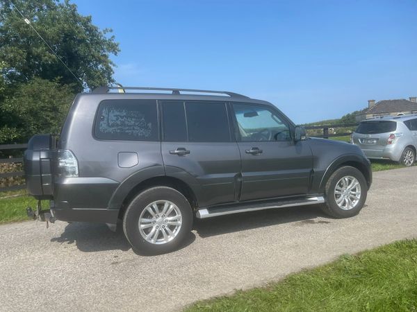 171 Mitsubishi Pajero LWB Bargain***** 364227544
