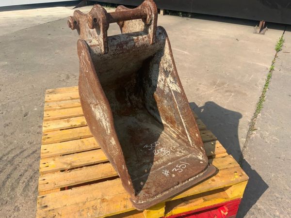 12" DIGGING BUCKET.........45mm PINS.........351. 364220381