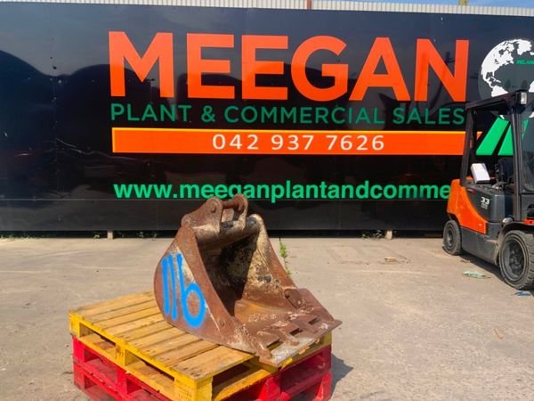 24" DIGGING BUCKET.....45mm PINS.......116. 364220706