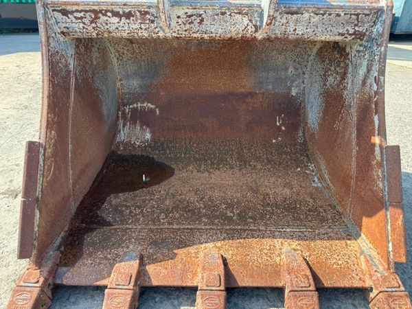 13 TON STRICKLAND BUCKET ...65mm .....48"....156w 364239966