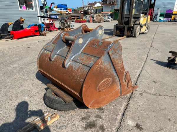 13 TON STRICKLAND BUCKET ...65mm .....48"....156w 364239973