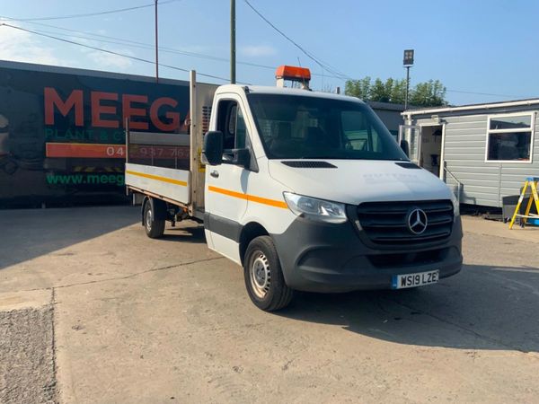 Mercedes-Benz Sprinter 3500kg 14ft Dropside Flat 364245128