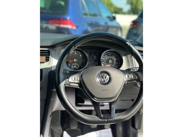 Volkswagen Golf 1.6 TDI MATCH BLUEMOTION 105PS 5 5 364241739