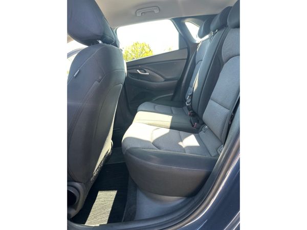 Hyundai i30 I 30 DELUXE 5DR 364241775