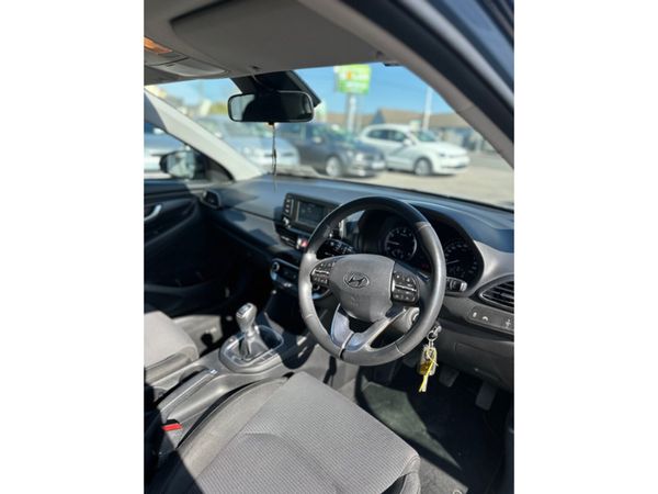 Hyundai i30 I 30 DELUXE 5DR 364241781