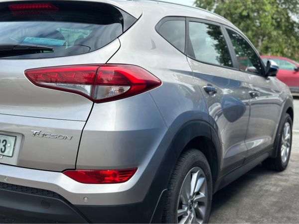 Hyundai Tucson Hyundai Tuscon EXECUTIVE 1.7 5DR 364242211