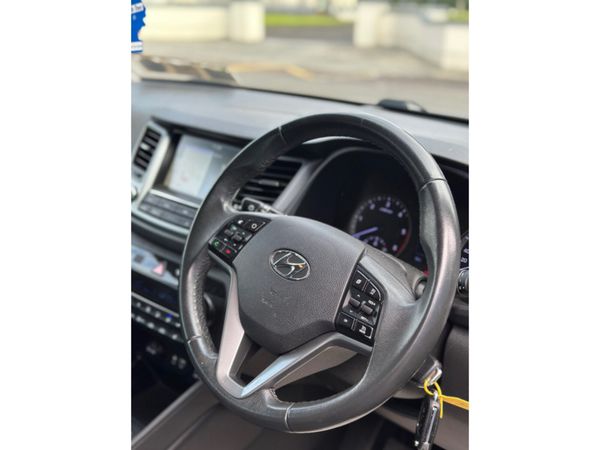 Hyundai Tucson Hyundai Tuscon EXECUTIVE 1.7 5DR 364242223