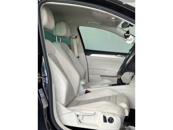 Volkswagen Passat HIGHLINE 1.6 TDI MANUAL 6SPEED F 364242287