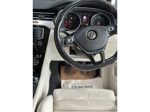 Volkswagen Passat HIGHLINE 1.6 TDI MANUAL 6SPEED F 364242298