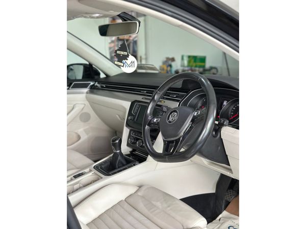 Volkswagen Passat HIGHLINE 1.6 TDI MANUAL 6SPEED F 364242292
