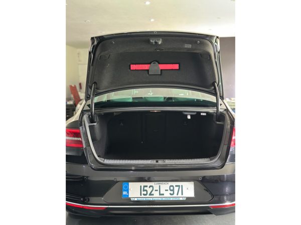 Volkswagen Passat HIGHLINE 1.6 TDI MANUAL 6SPEED F 364242302