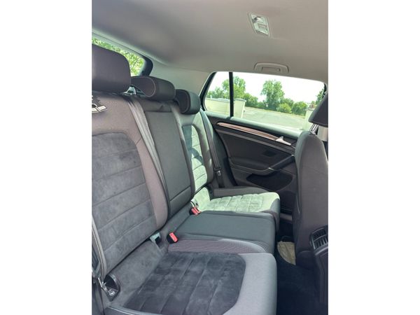 Volkswagen Golf HIGHLINE 1.6 TDI MANUAL FWD 110HP 364242376
