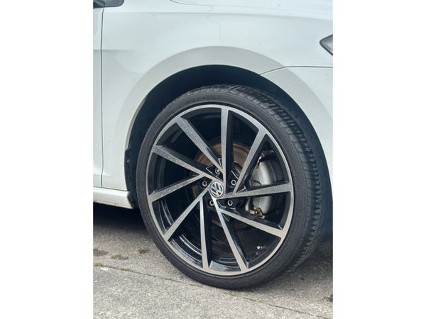 Volkswagen Golf 1.6 TDI SE BLUEMOTION 115PS 5DR 364242575