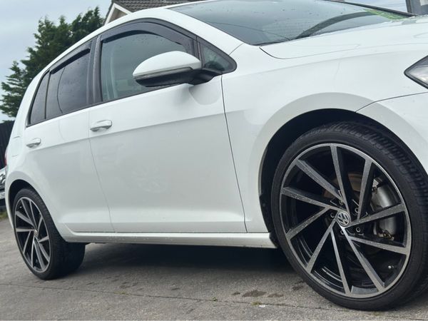 Volkswagen Golf 1.6 TDI SE BLUEMOTION 115PS 5DR 364242576