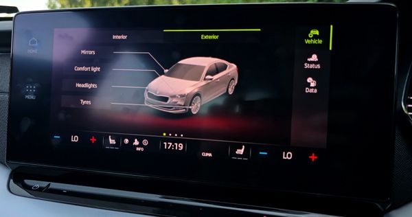 🔥 2022 Skoda Octavia 2.0TDI Automatic 364258012